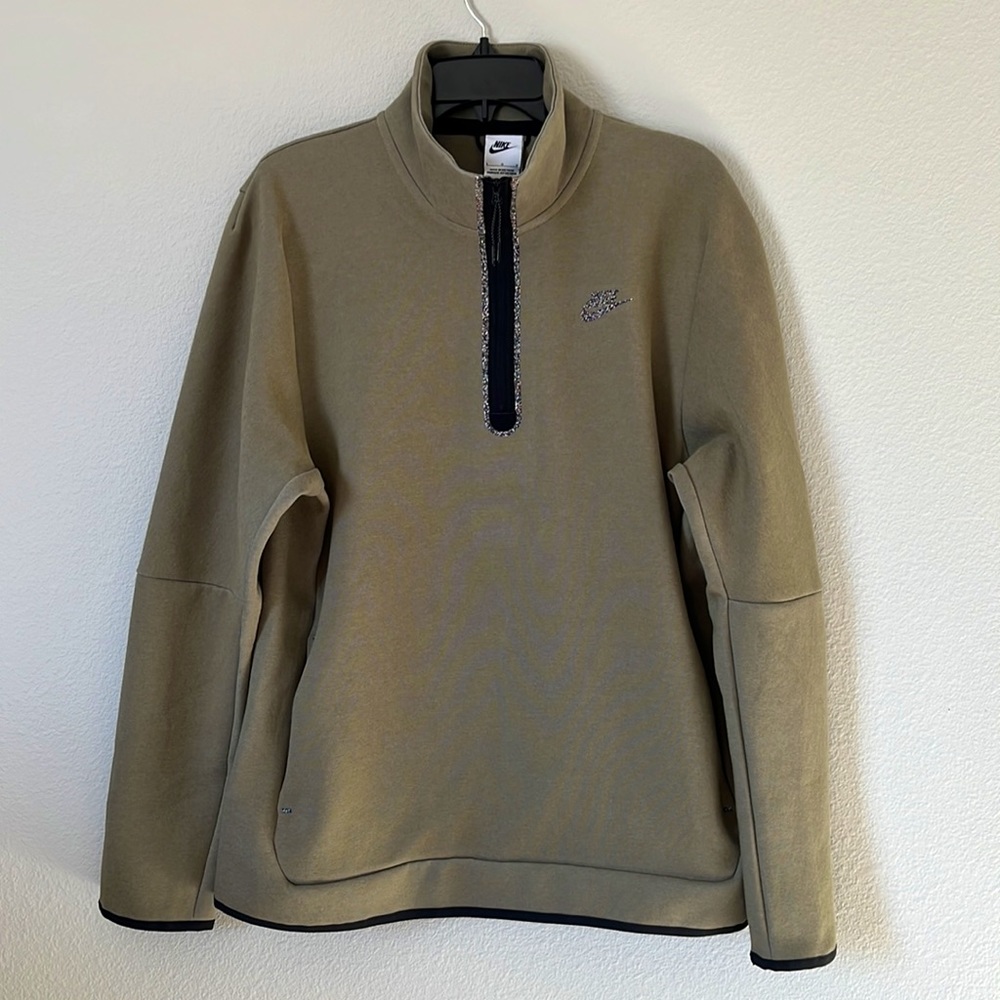 Nike Sportswear Men's Tech Fleece 1/2-Zip Top Olive Green Size Large